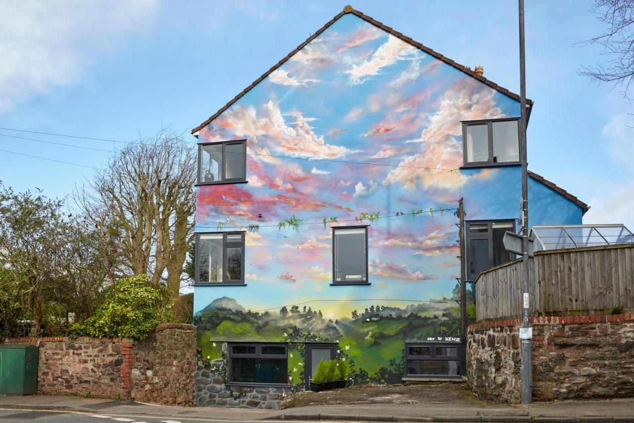 The Mural - Centre - Your Apartamento *